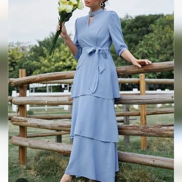 Elegant Blue Layered Dress - Picture 1 of 3